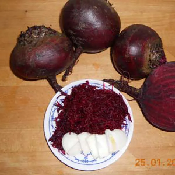 Rote Kugel 2, Bio Rote Kugel 2, Bio